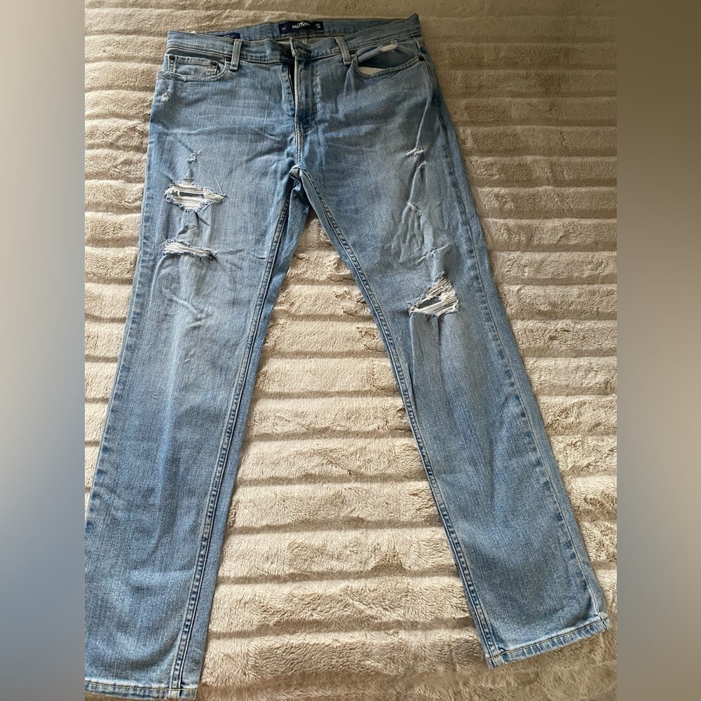Men Hollister Skinny Ripped Jeans